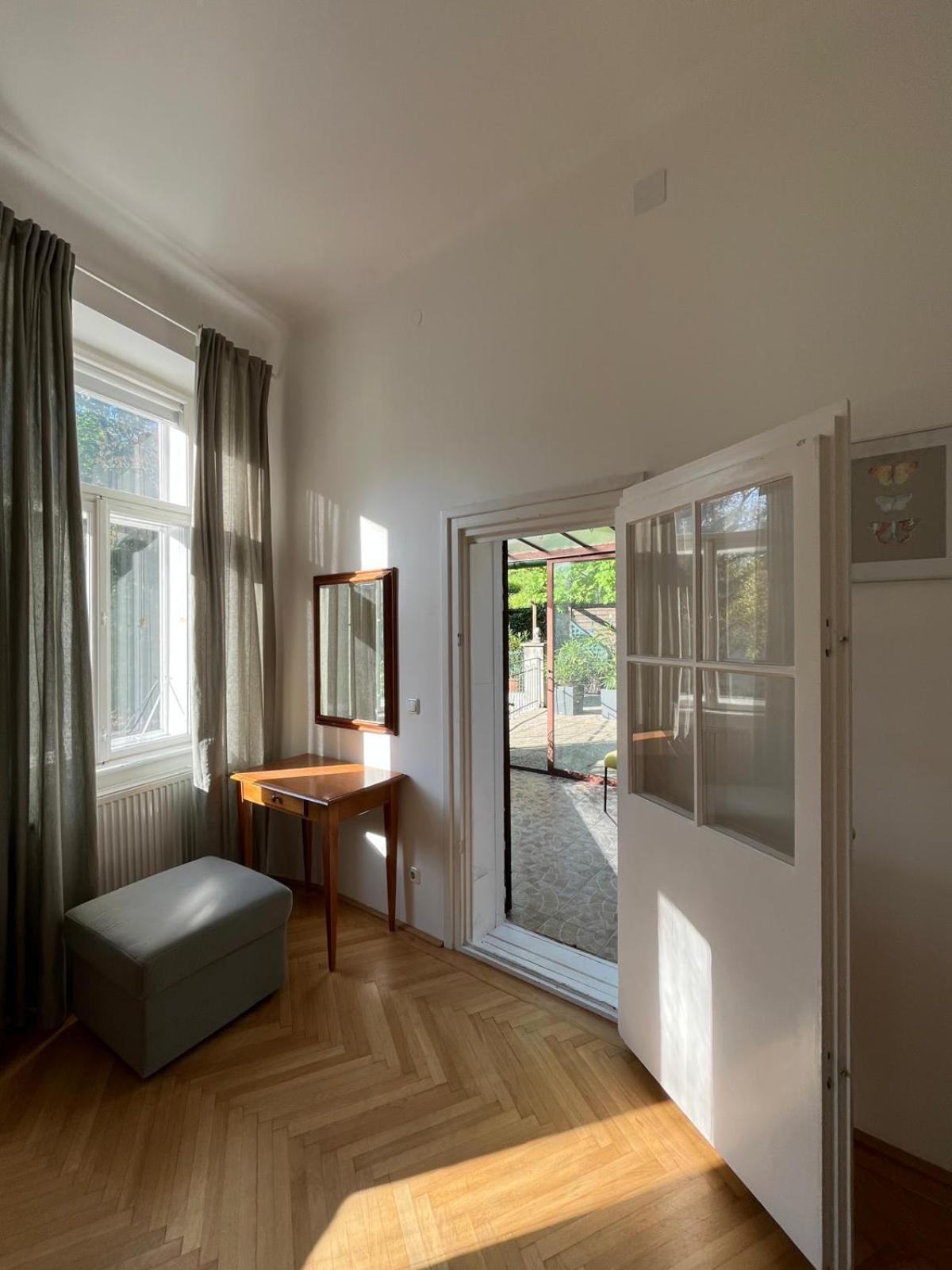 Schoene Wohnung Im Helenental Baden Exterior photo